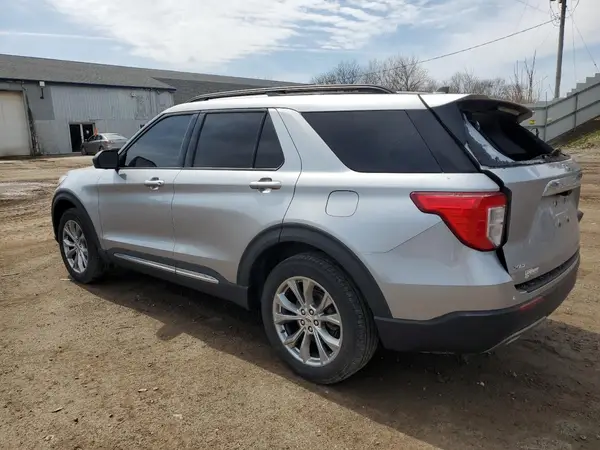 1FMSK8DH3NGA26684 2022 FORD EXPLORER - Image 2