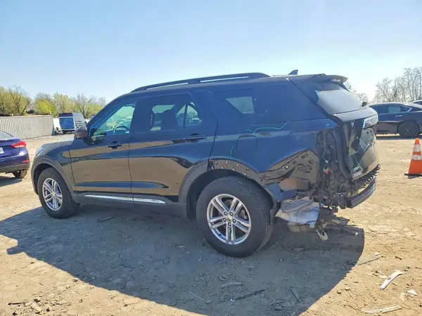 1FMSK8DH3NGA47941 2022 FORD EXPLORER - Image 2