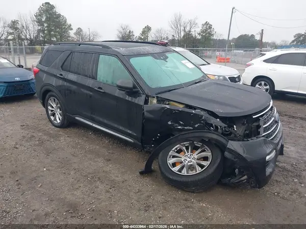 1FMSK8DH3NGA57532 2022 FORD EXPLORER - Image 1