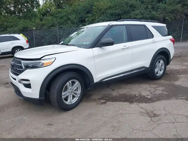 1FMSK8DH3NGA62553 2022 FORD EXPLORER - Image 2