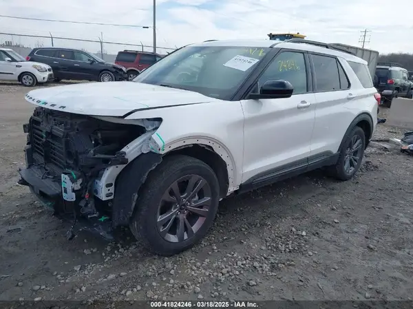 1FMSK8DH3NGA71656 2022 FORD EXPLORER - Image 2