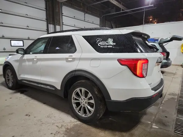 1FMSK8DH3NGA72659 2022 FORD EXPLORER - Image 2