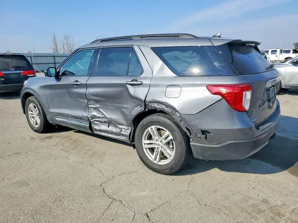1FMSK8DH3NGA79417 2022 FORD EXPLORER - Image 2