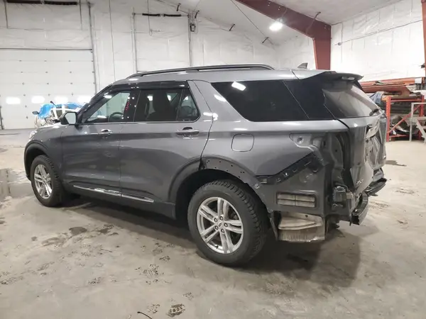 1FMSK8DH3NGB09256 2022 FORD EXPLORER - Image 2