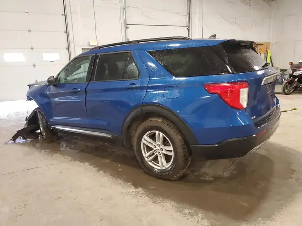 1FMSK8DH3NGB21827 2022 FORD EXPLORER - Image 2