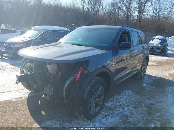 1FMSK8DH3NGB27319 2022 FORD EXPLORER - Image 2