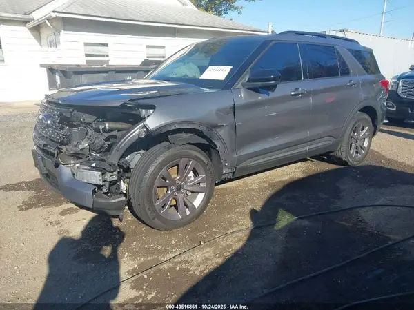 1FMSK8DH3NGB42967 2022 FORD EXPLORER - Image 2
