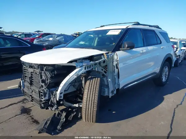 1FMSK8DH3NGB43228 2022 FORD EXPLORER - Image 2