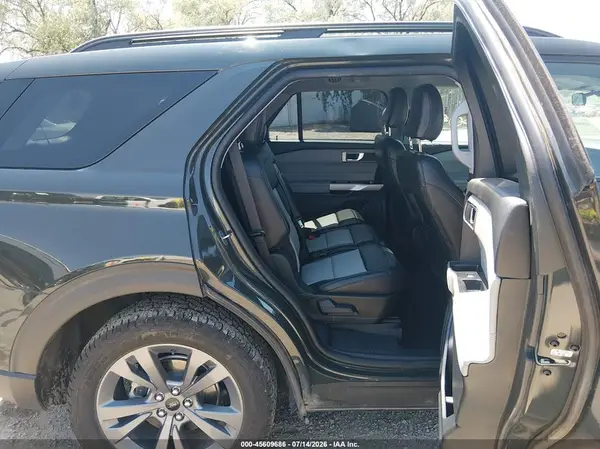 1FMSK8DH3NGB61745 2022 FORD EXPLORER - Image 8