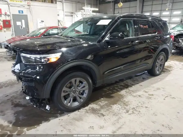 1FMSK8DH3NGB70185 2022 FORD EXPLORER - Image 2