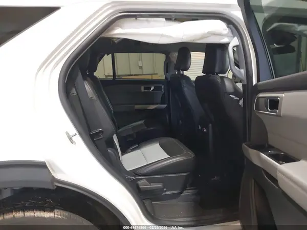 1FMSK8DH3NGB70252 2022 FORD EXPLORER - Image 8