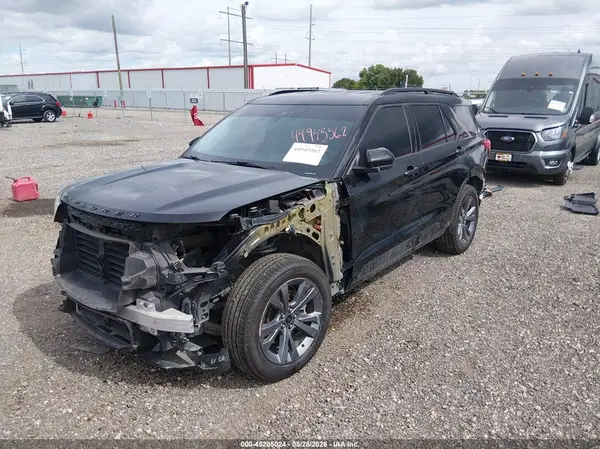 1FMSK8DH3NGB72910 2022 FORD EXPLORER - Image 2