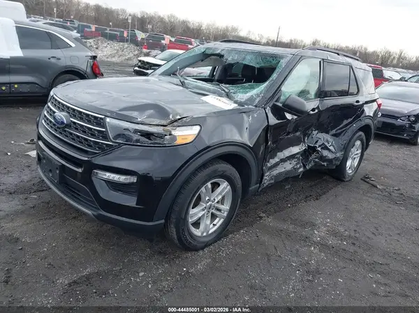 1FMSK8DH3NGB79517 2022 FORD EXPLORER - Image 2