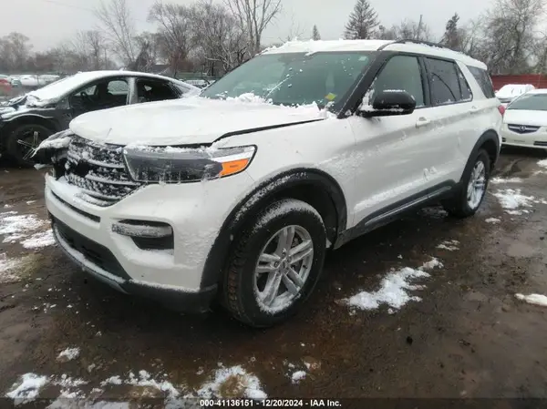 1FMSK8DH3NGB81512 2022 FORD EXPLORER - Image 2
