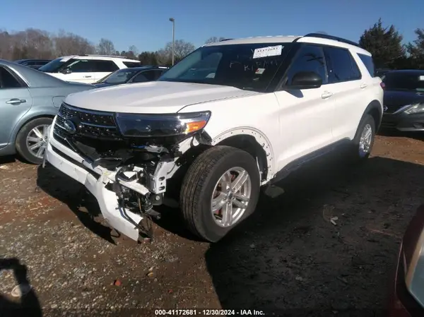 1FMSK8DH3NGB85625 2022 FORD EXPLORER - Image 2
