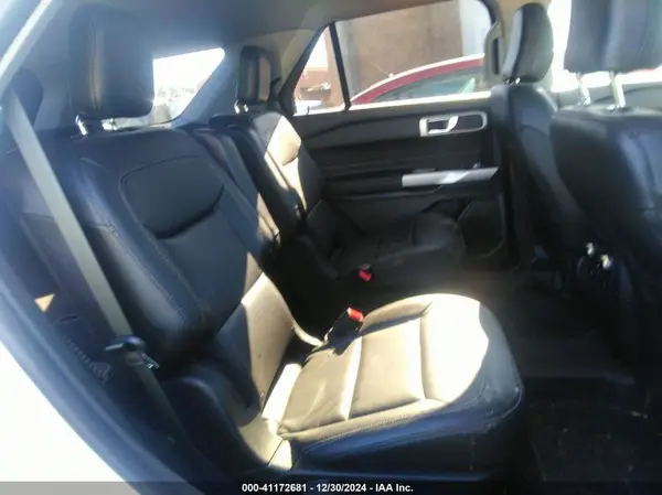 1FMSK8DH3NGB85625 2022 FORD EXPLORER - Image 8