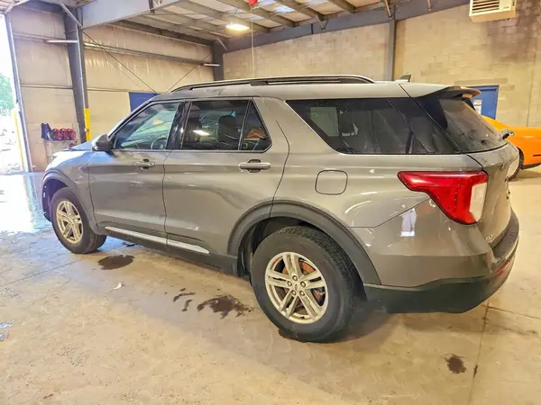 1FMSK8DH3NGB88251 2022 FORD EXPLORER - Image 2