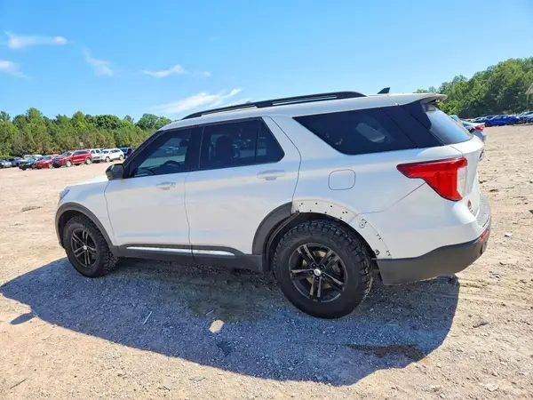 1FMSK8DH3NGB98892 2022 FORD EXPLORER - Image 2