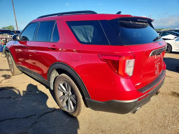 1FMSK8DH3NGC09857 2022 FORD EXPLORER - Image 2