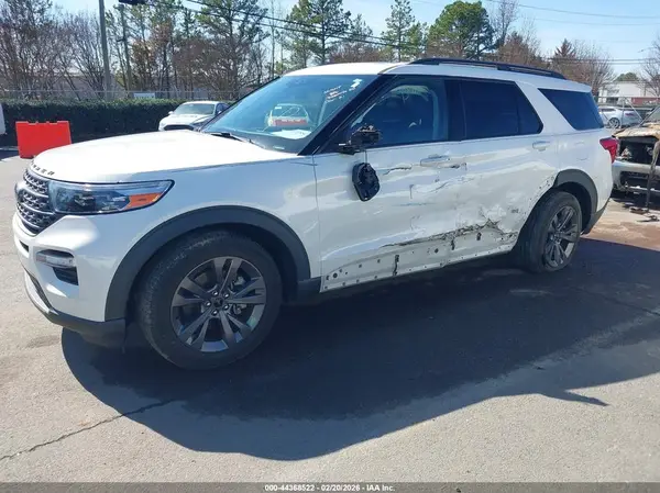 1FMSK8DH3NGC10555 2022 FORD EXPLORER - Image 2