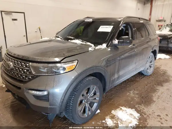 1FMSK8DH3NGC35410 2022 FORD EXPLORER - Image 2