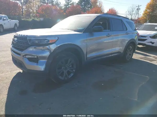 1FMSK8DH3NGC47198 2022 FORD EXPLORER - Image 2