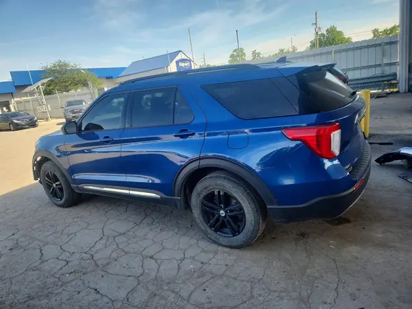1FMSK8DH3NGC50408 2022 FORD EXPLORER - Image 2