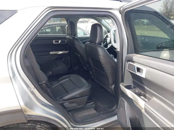 1FMSK8DH3RGA18123 2024 FORD EXPLORER - Image 8