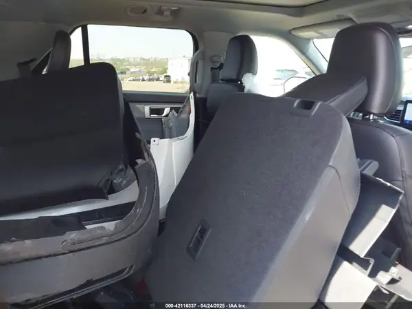 1FMSK8DH3RGA19370 2024 FORD EXPLORER - Image 8
