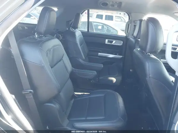 1FMSK8DH3RGA57262 2024 FORD EXPLORER - Image 8