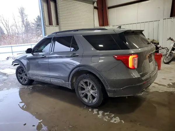1FMSK8DH3RGA76250 2024 FORD EXPLORER - Image 2