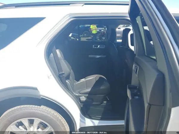 1FMSK8DH3RGA82288 2024 FORD EXPLORER - Image 8
