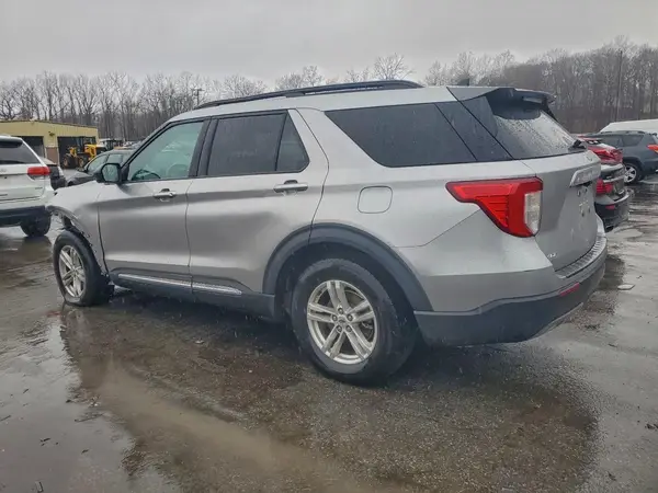 1FMSK8DH4MGA11089 2021 FORD EXPLORER - Image 2