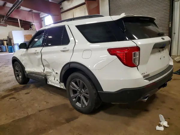 1FMSK8DH4MGA14560 2021 FORD EXPLORER - Image 2