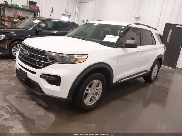 1FMSK8DH4MGA61877 2021 FORD EXPLORER - Image 2