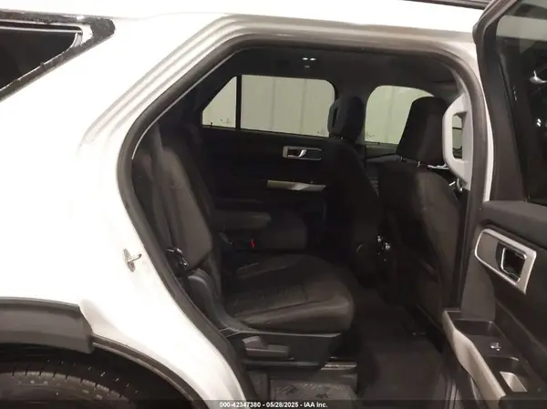 1FMSK8DH4MGA61877 2021 FORD EXPLORER - Image 8