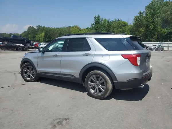 1FMSK8DH4MGA90781 2021 FORD EXPLORER - Image 2