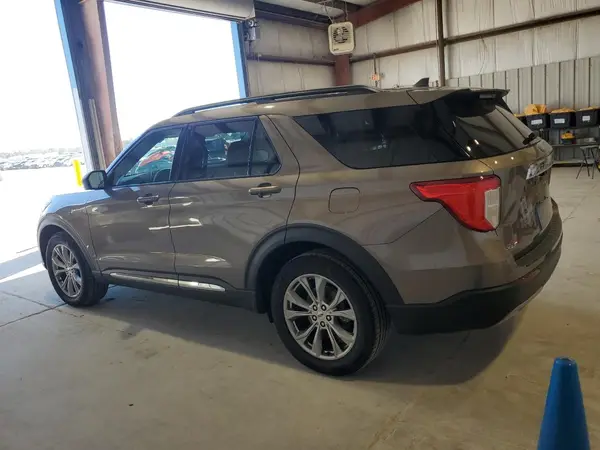 1FMSK8DH4MGB21205 2021 FORD EXPLORER - Image 2