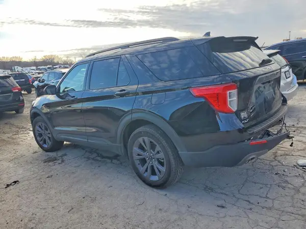 1FMSK8DH4MGC07758 2021 FORD EXPLORER - Image 2