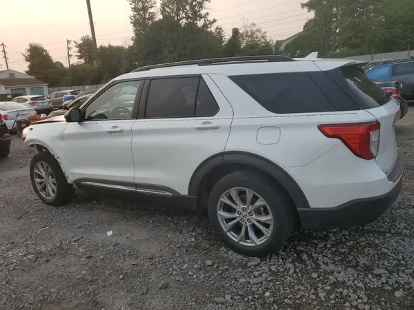 1FMSK8DH4MGC43451 2021 FORD EXPLORER - Image 2