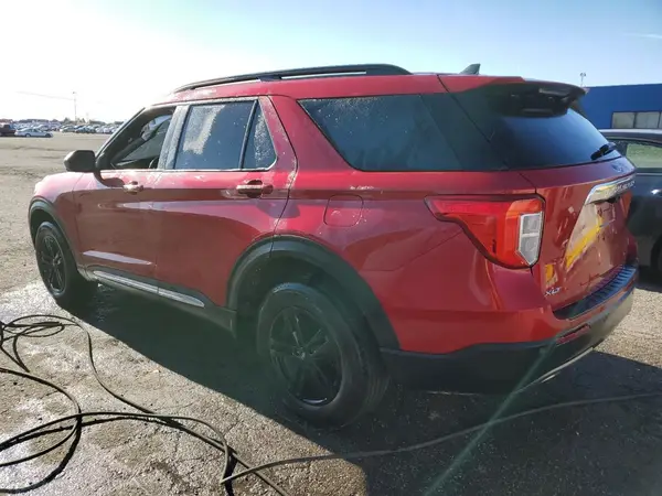 1FMSK8DH4MGC45989 2021 FORD EXPLORER - Image 2