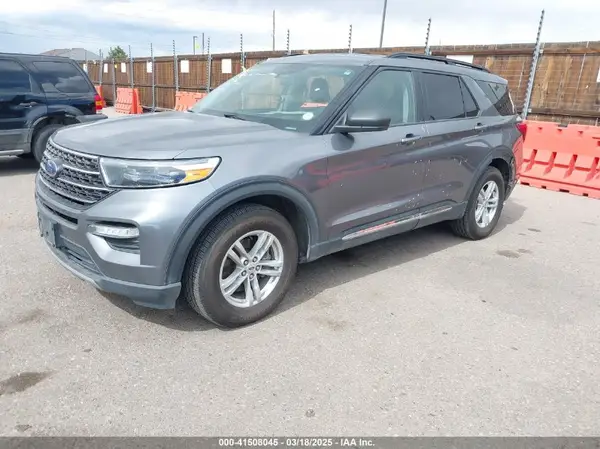 1FMSK8DH4NGA11739 2022 FORD EXPLORER - Image 2