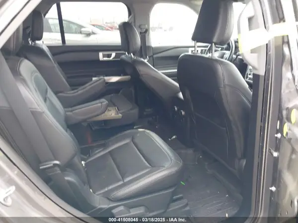 1FMSK8DH4NGA11739 2022 FORD EXPLORER - Image 8