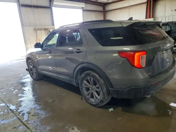 1FMSK8DH4NGA16407 2022 FORD EXPLORER - Image 2