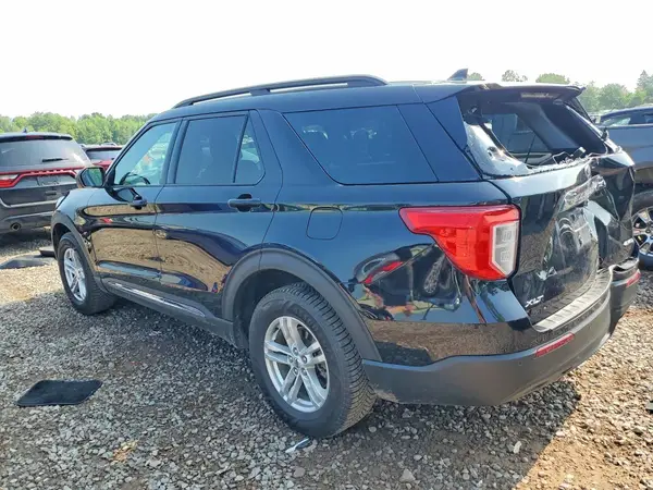 1FMSK8DH4NGA22174 2022 FORD EXPLORER - Image 2