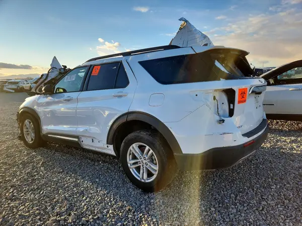 1FMSK8DH4NGA52114 2022 FORD EXPLORER - Image 2