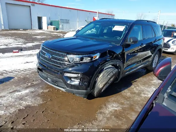 1FMSK8DH4NGA61315 2022 FORD EXPLORER - Image 2