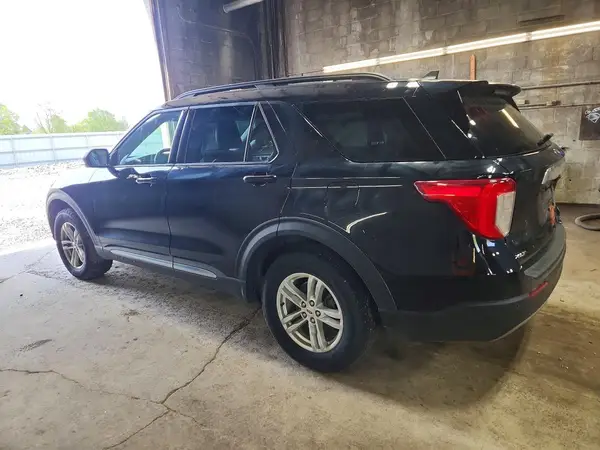 1FMSK8DH4NGA99563 2022 FORD EXPLORER - Image 2