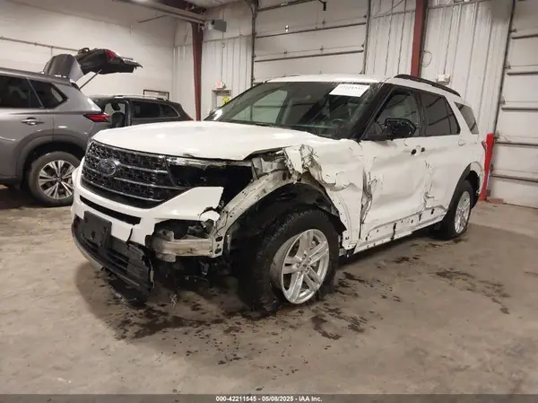 1FMSK8DH4NGB05636 2022 FORD EXPLORER - Image 2