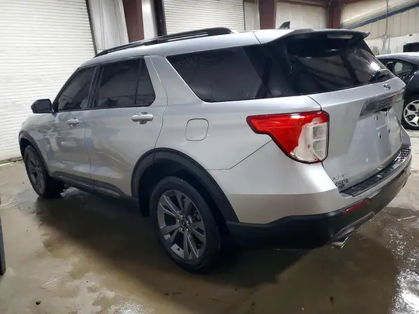 1FMSK8DH4NGB10447 2022 FORD EXPLORER - Image 2